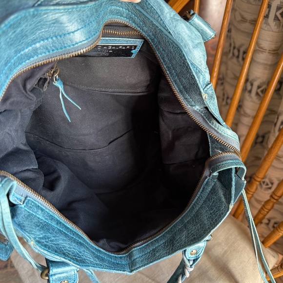 BALENCIAGA Spring 2005 City Bag Teal Blue, Chevre Leather - Rare, HTF Color! - Picture 10 of 16